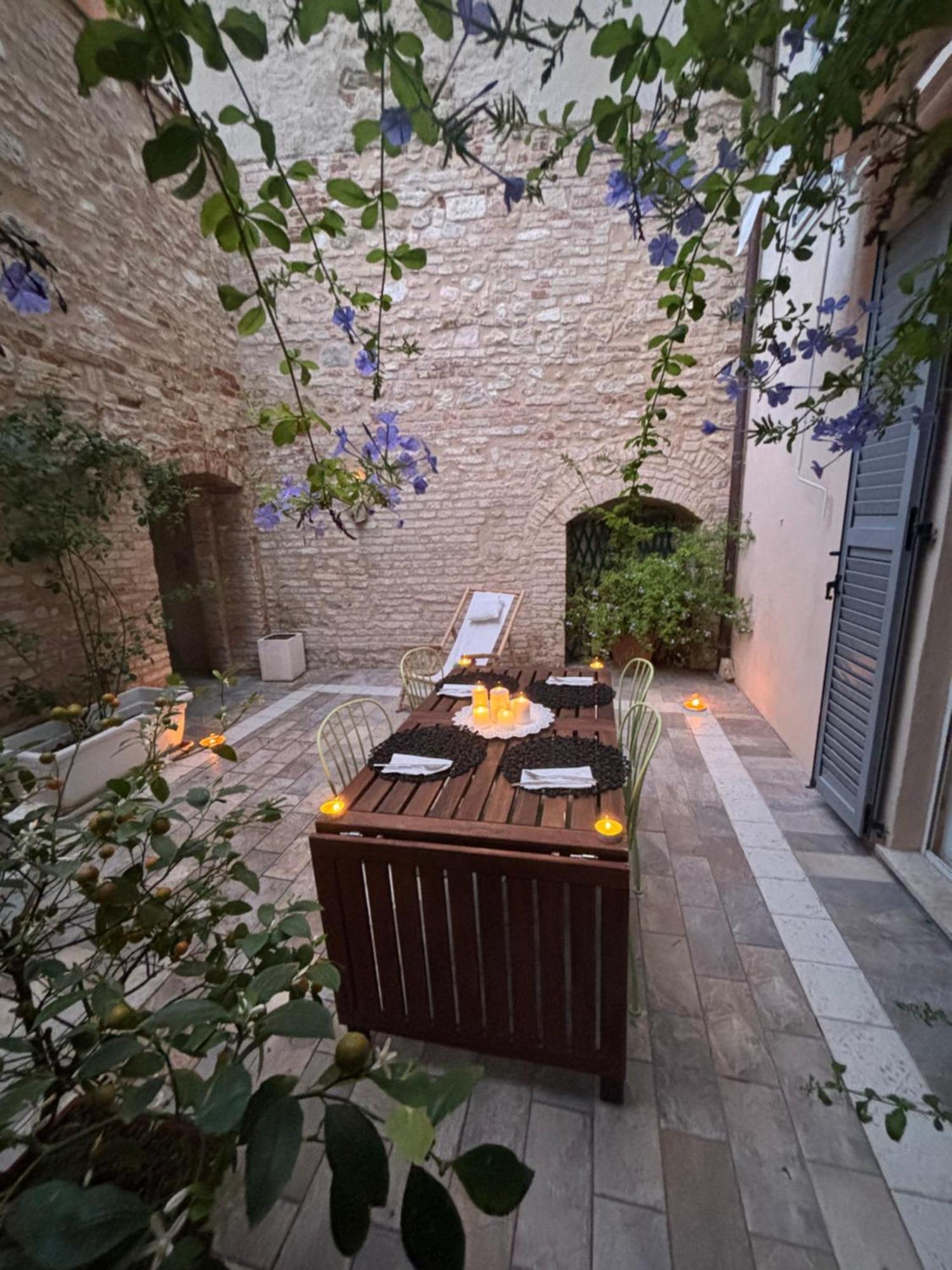 Domus Mirabilis Homestay Ancona Esterno foto