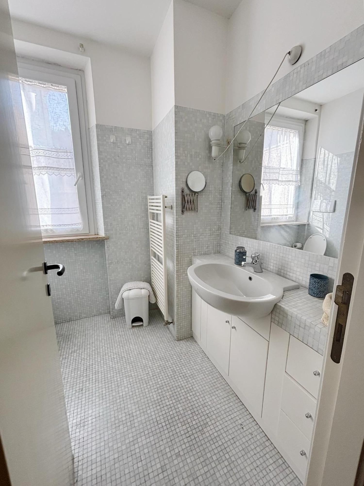 Domus Mirabilis Homestay Ancona Esterno foto