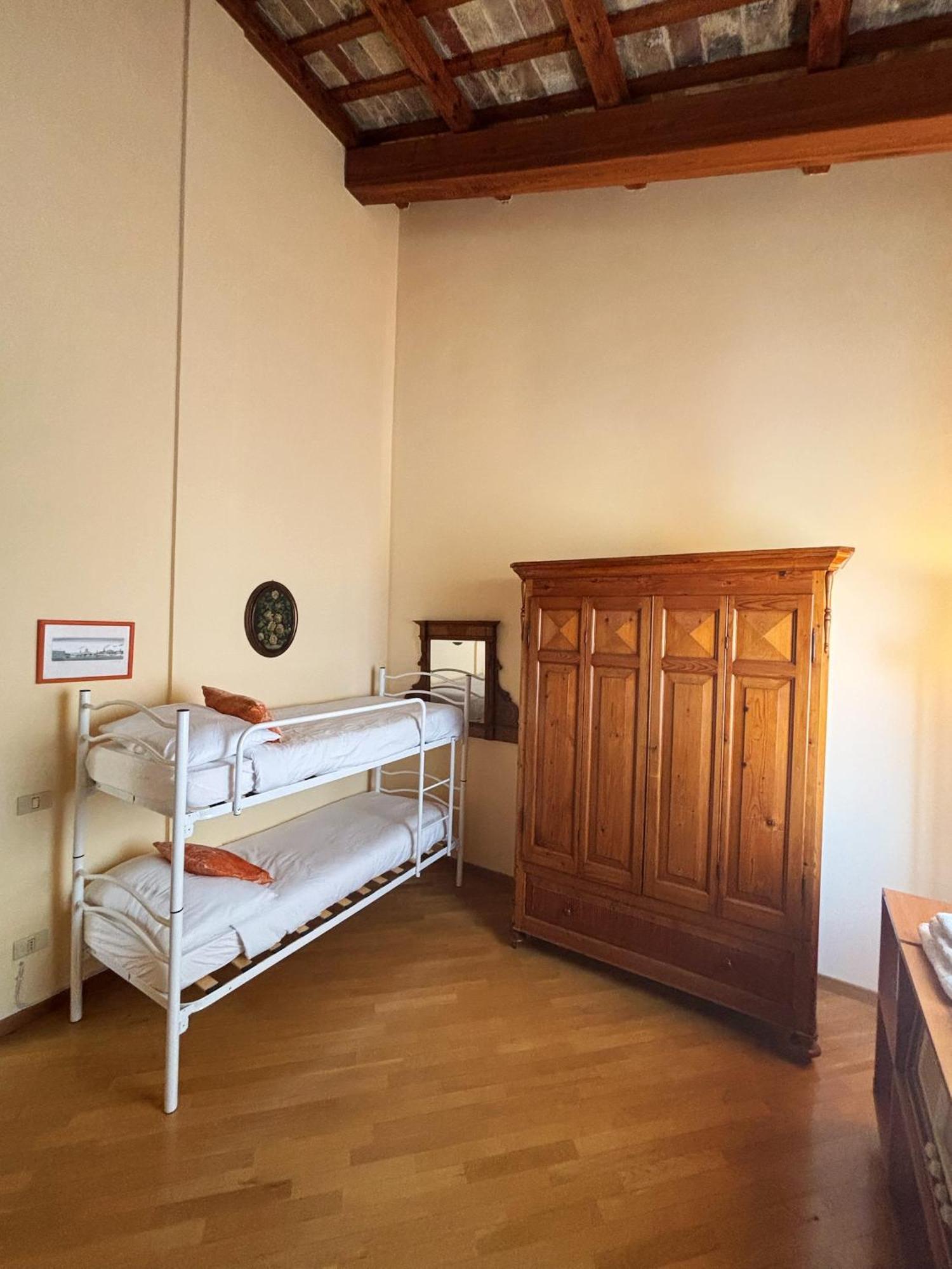 Domus Mirabilis Homestay Ancona Esterno foto